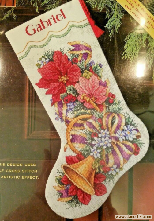 Рождественский носок Гармония праздника Holiday Harmony Stocking (08713) (набор для вишивки Dimensions. The Golden Collection.) (фото)