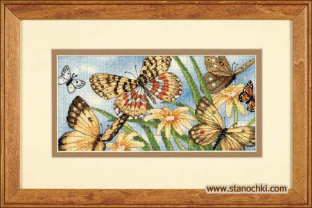 Butterfly Vignette 65055       Dimensions. The Golden Collection. Petites. ()